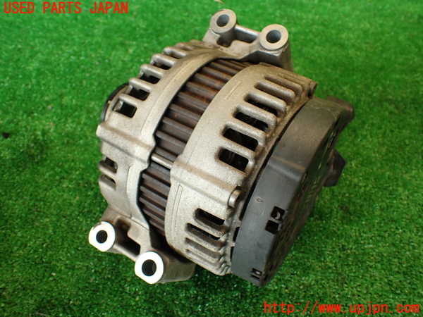 2UPJ-9230726015]BMW 135i クーペ(UC35)オルタネーター(ダイナモ) 中古 (E82)_2