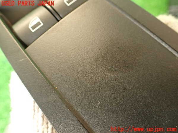 2UPJ-9230726240]BMW 135i クーペ(UC35)右前パワーウィンドウスイッチ 中古 (E82)_3