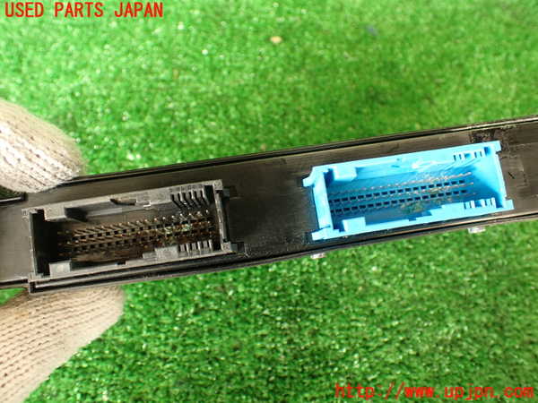 2UPJ-9230726147]BMW 135i クーペ(UC35)コンピューター2 中古 (E82)_3