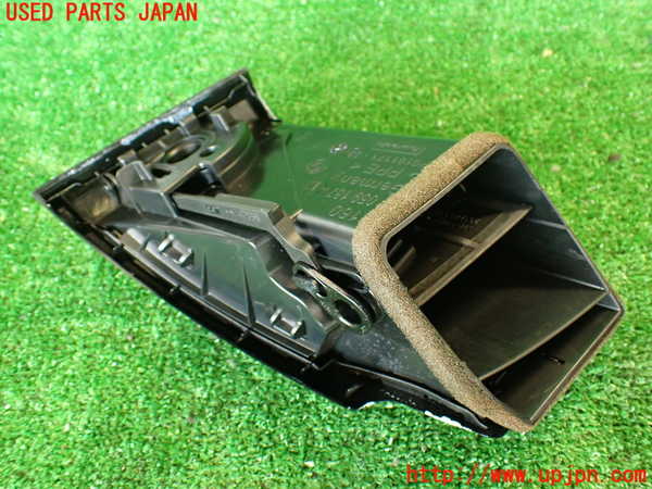 2UPJ-9230727528]BMW 135i クーペ(UC35)エアコン吹き出し口3 (左) 中古 (E82)_3