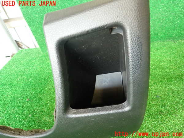 2UPJ-9230727841]BMW 135i クーペ(UC35)小物入れ1 中古 (E82)_3