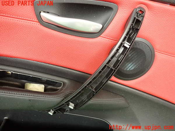 2UPJ-9230721264]BMW 135i クーペ(UC35)左前ドア内張り 中古 (ジャンク品) (E82)_3