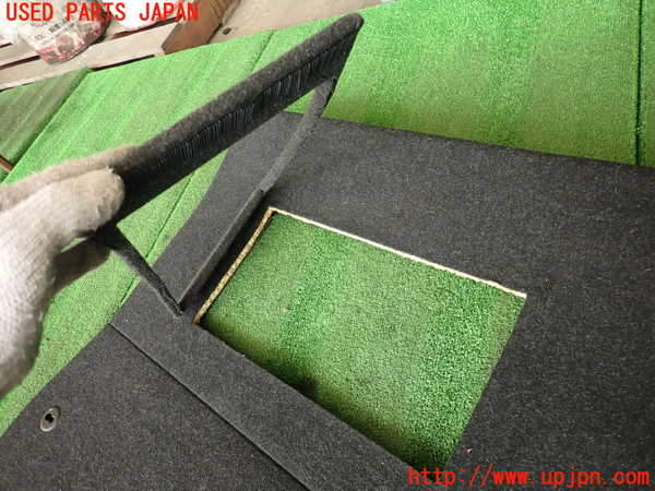 2UPJ-9230727771]BMW 135i クーペ(UC35)ラゲッジトレイ1 中古 (ジャンク品) (E82)_2