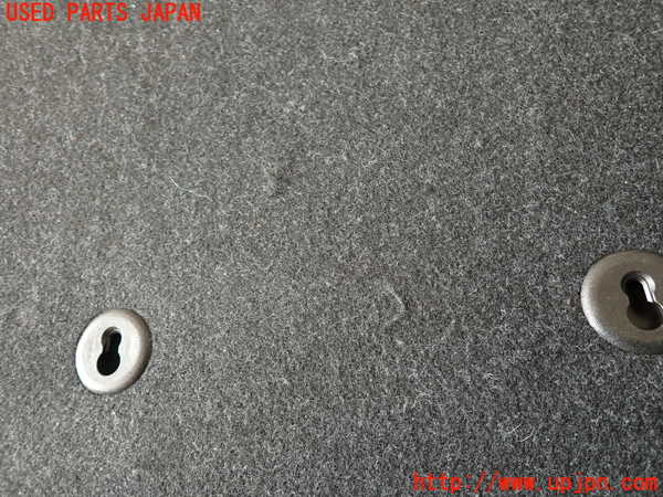 2UPJ-9230727771]BMW 135i クーペ(UC35)ラゲッジトレイ1 中古 (ジャンク品) (E82)_3