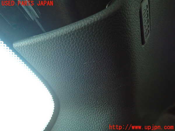 2UPJ-9230727675]BMW 135i クーペ(UC35)右リアピラートリム 中古 (E82)_5