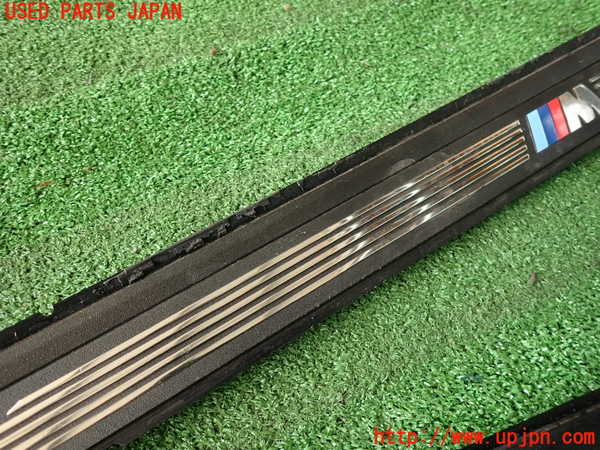 2UPJ-9230727740]BMW 135i クーペ(UC35)スカッフプレート 中古 (E82)_4