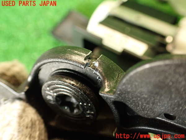 2UPJ-9230727075]BMW 135i クーペ(UC35)助手席シートベルト 中古 (E82)_3