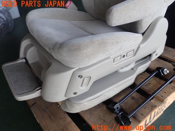 3UPJ=9230730635]エスティマハイブリッド ウェルキャブフクシ(AHR10W)純正 ウェルキャブ 左2列目 サイドリフトアップシート 介護シート 中古_4