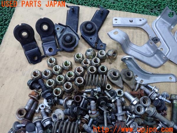 3UPJ=9230730720]エスティマハイブリッド ウェルキャブフクシ(AHR10W)ネジ・ナット・ステー類 セット ジャンク_3