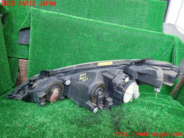 1UPJ-9230731130]エスティマハイブリッド(AHR10W)右ヘッドライト HID 中古_2
