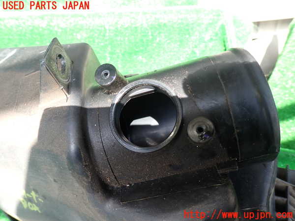 1UPJ-9230732560]エスティマハイブリッド(AHR10W)エアクリーナーボックス 中古_3