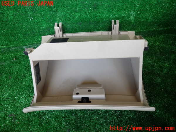 1UPJ-9230737516]エスティマハイブリッド(AHR10W)グローブボックス1 中古_3