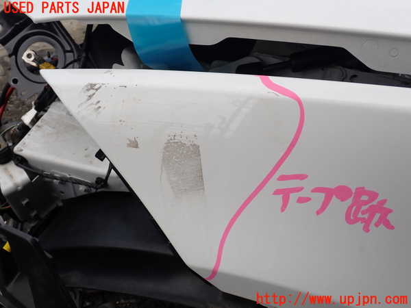 1UPJ-9230741082]ジャガー・Eペイス(DF2NA)左前フェンダー 中古_2