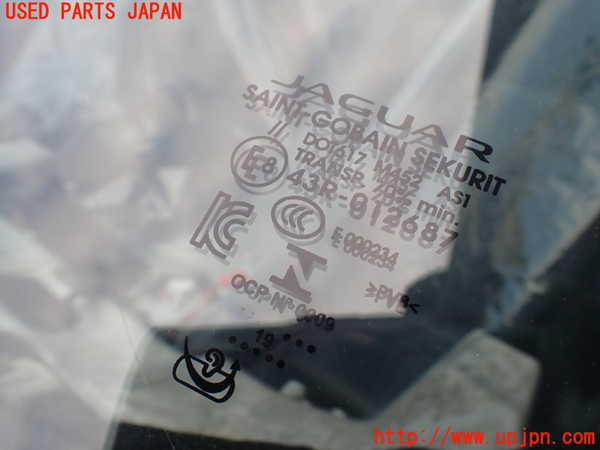 1UPJ-9230741195]ジャガー・Eペイス(DF2NA)フロントガラス M452 中古_3