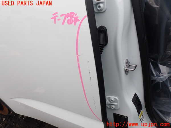 1UPJ-9230741290]ジャガー・Eペイス(DF2NA)右後ドア M352 中古_2
