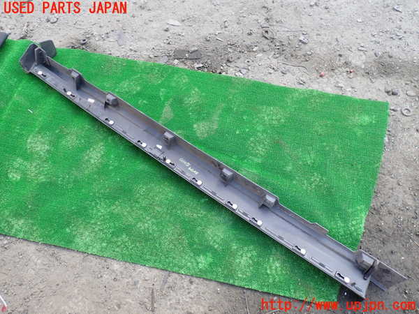 1UPJ-9230741390]ジャガー・Eペイス(DF2NA)右サイドステップ 中古_2