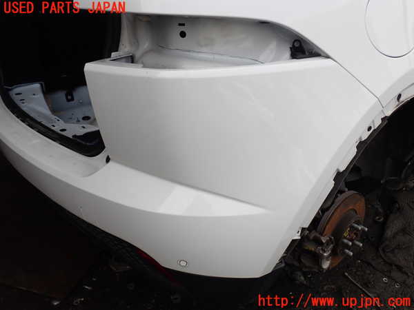 1UPJ-9230741610]ジャガー・Eペイス(DF2NA)リアバンパー 中古_3