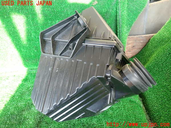 1UPJ-9230742560]ジャガー・Eペイス(DF2NA)エアクリーナーボックス 中古_2