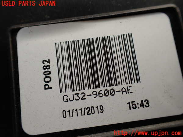 1UPJ-9230742560]ジャガー・Eペイス(DF2NA)エアクリーナーボックス 中古_4