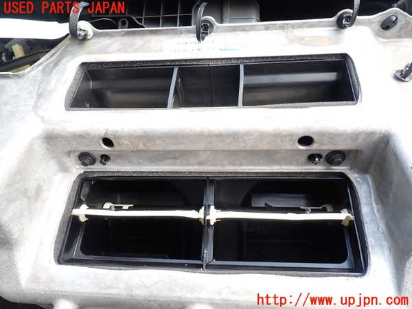 1UPJ-9230746081]ジャガー・Eペイス(DF2NA)エバポレーター1 中古_2