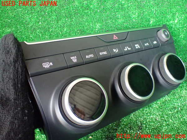 1UPJ-9230746066]ジャガー・Eペイス(DF2NA)エアコンスイッチ1 中古_2