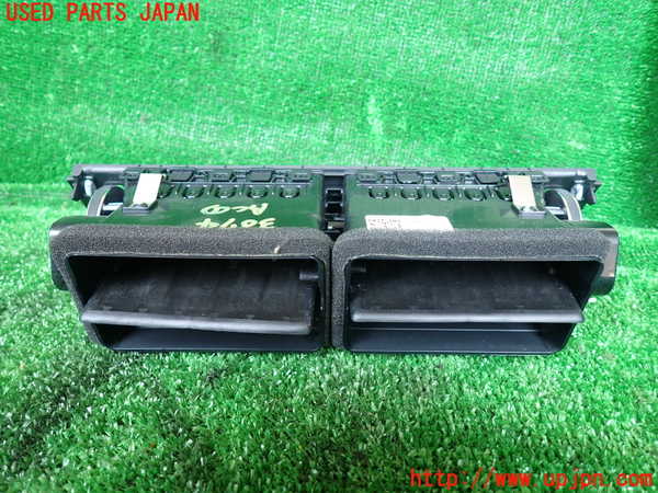 1UPJ-9230747526]ジャガー・Eペイス(DF2NA)エアコン吹き出し口1 (真中) 中古_2