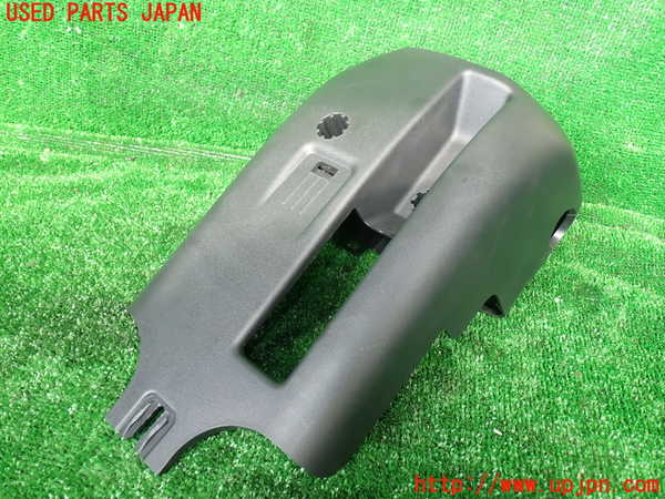 1UPJ-9230747905]ジャガー・Eペイス(DF2NA)コラムカバー 中古_3