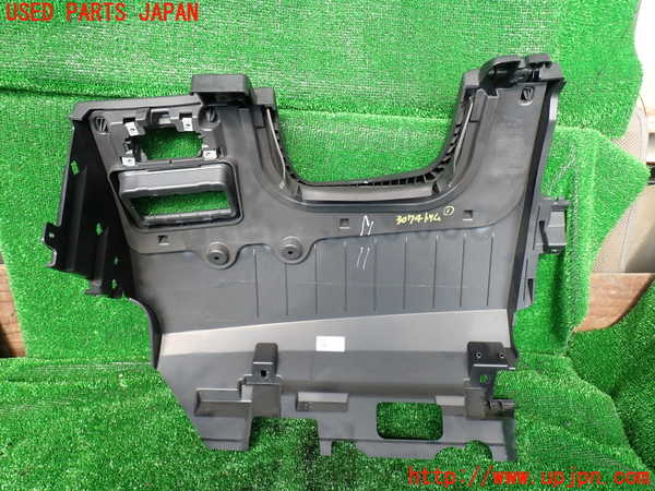 1UPJ-9230747691]ジャガー・Eペイス(DF2NA)内装トリム類1 中古_2