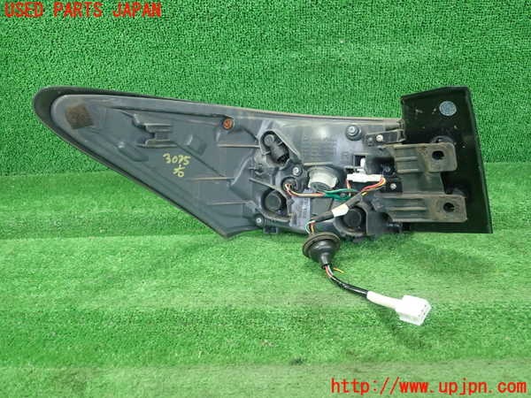 1UPJ-9230751530]レクサス・CT200h(ZWA10)右テールランプ 中古_3