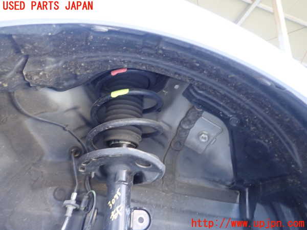 1UPJ-9230751090]レクサス・CT200h(ZWA10)右前フェンダーライナー 中古_3