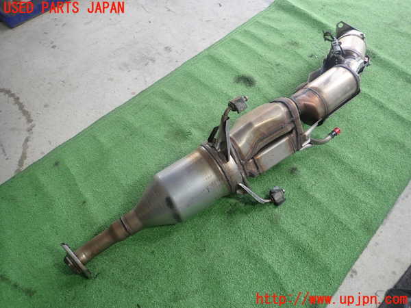 1UPJ-9230752661]レクサス・CT200h(ZWA10)触媒1 中古_3