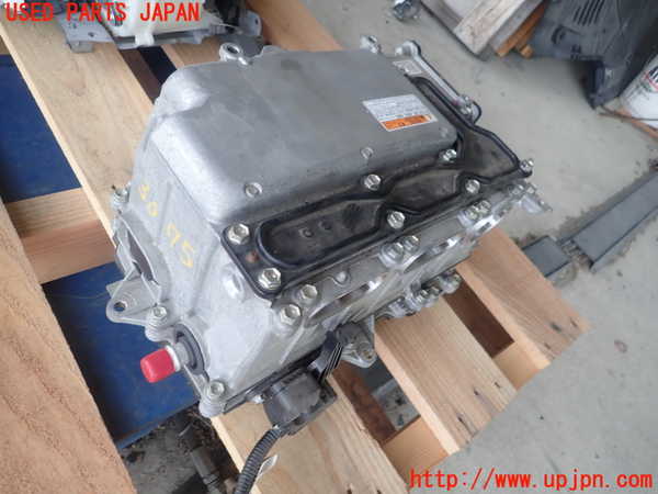 1UPJ-9230756916]レクサス・CT200h(ZWA10)インバーターコンバーター 中古_2