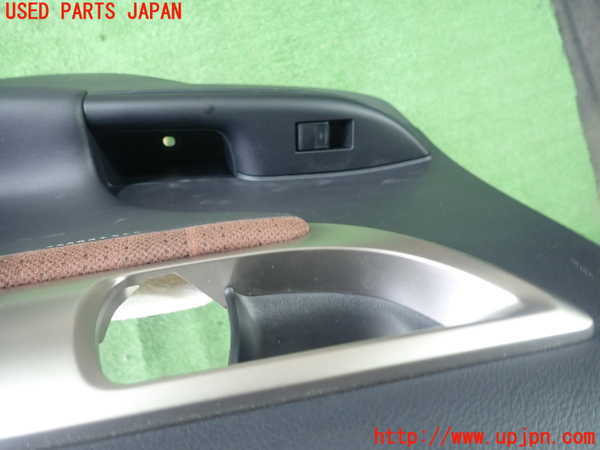 1UPJ-9230751294]レクサス・CT200h(ZWA10)右後ドア内張り 中古_2