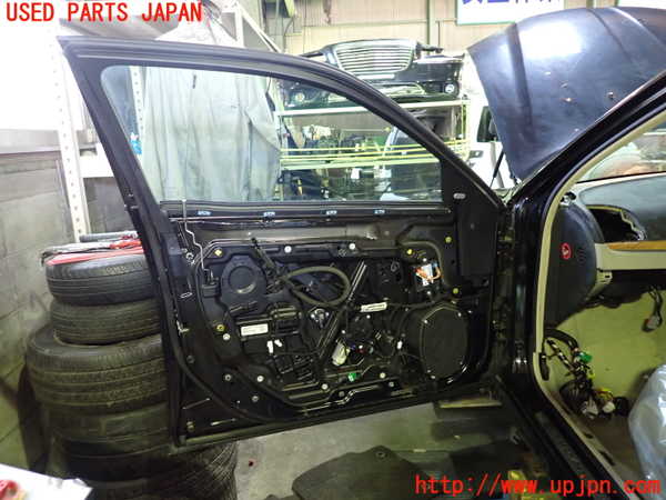 1UPJ-9230771260]クライスラー・300(LX36)左前ドア 中古 PGW M700 43R-00257_4