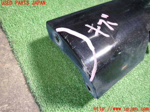 1UPJ-9230771390]クライスラー・300(LX36)右サイドステップ 中古_2