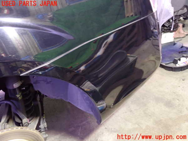 1UPJ-9230771610]クライスラー・300(LX36)リアバンパー 中古_3
