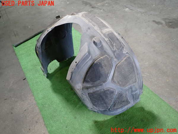 1UPJ-9230771090]クライスラー・300(LX36)右前フェンダーライナー 中古_2