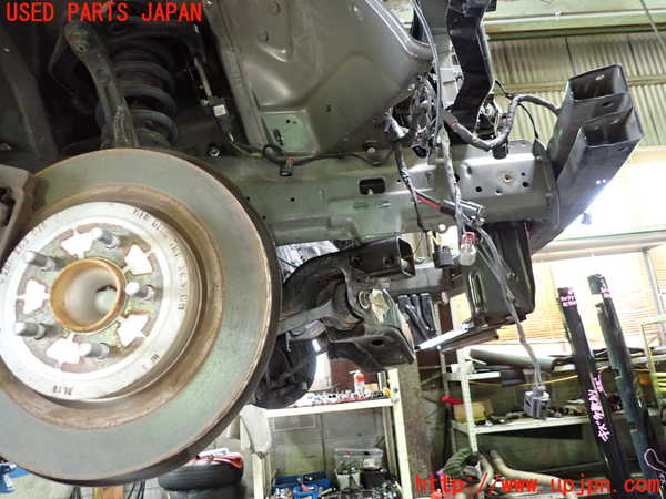 1UPJ-9230774290]クライスラー・300(LX36)右フロントナックルハブ 中古_2