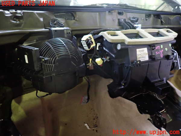1UPJ-9230776081]クライスラー・300(LX36)エバポレーター1 中古_2