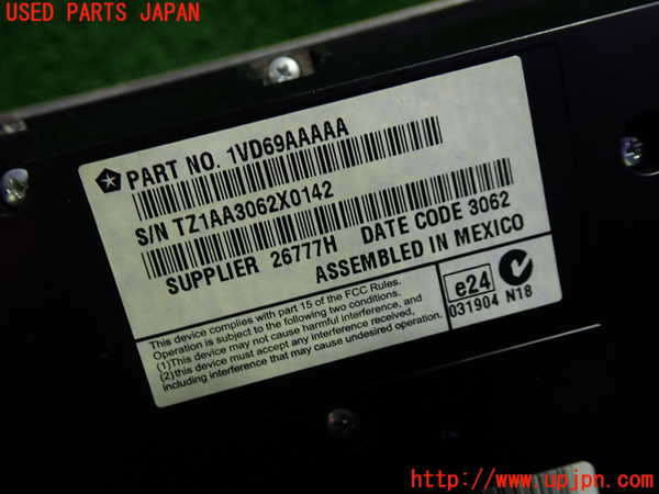 1UPJ-9230776066]クライスラー・300(LX36)エアコンスイッチ1 中古_2