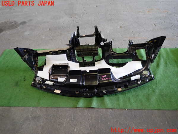 1UPJ-9230777505]クライスラー・300(LX36)ダッシュボード 中古_4