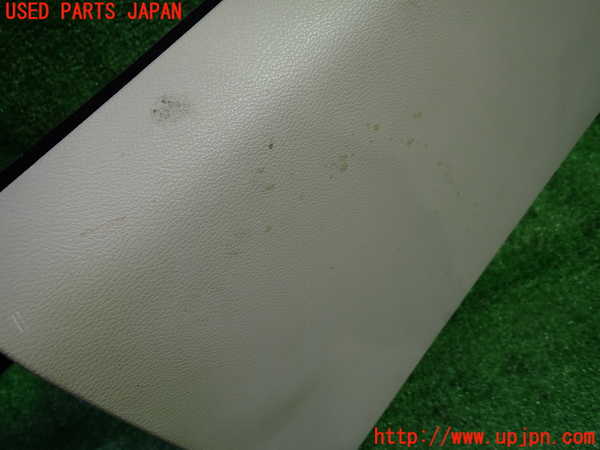 1UPJ-9230777516]クライスラー・300(LX36)グローブボックス1 中古_2