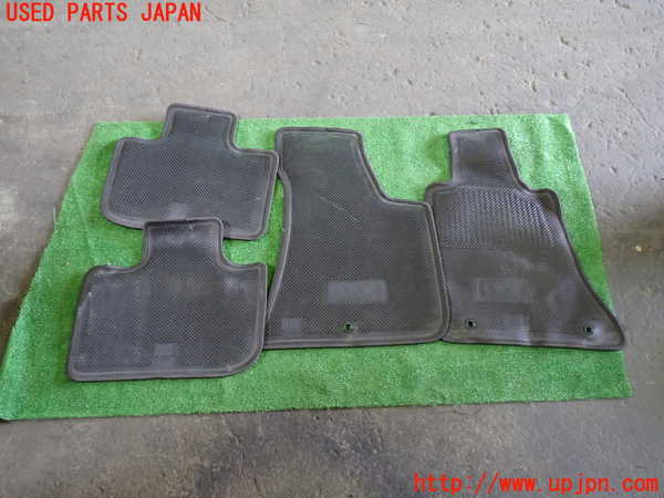 1UPJ-9230777800]クライスラー・300(LX36)フロアマット 中古_5