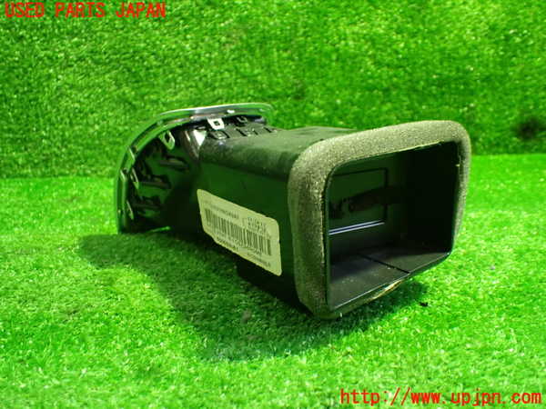 1UPJ-9230777526]クライスラー・300(LX36)エアコン吹き出し口1 中古_2