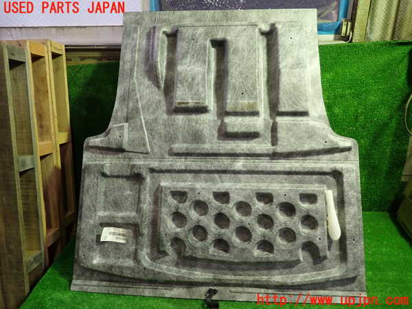 1UPJ-9230777771]クライスラー・300(LX36)ラゲッジトレイ1 中古_2