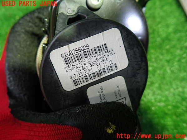 1UPJ-9230777075]クライスラー・300(LX36)助手席シートベルト 中古_2