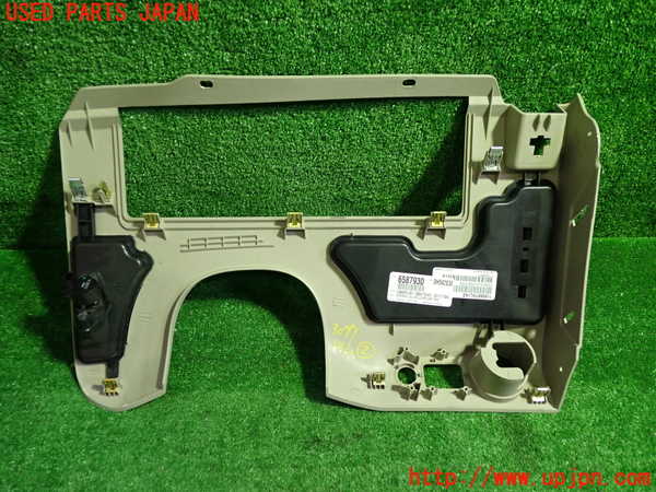 1UPJ-9230777692]クライスラー・300(LX36)内装トリム類2 中古_3