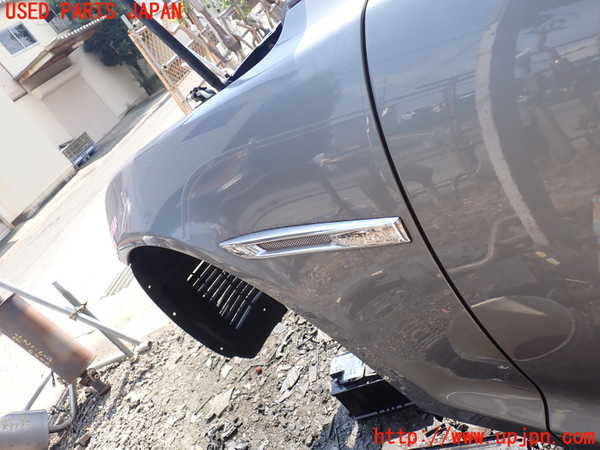 1UPJ-9230781082]ジャガー・XJ(J12LA)左前フェンダー 中古_4
