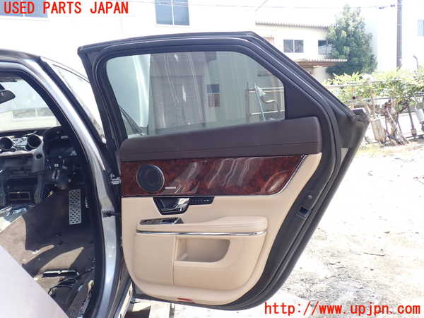 1UPJ-9230781290]ジャガー・XJ(J12LA)右後ドア 中古_4