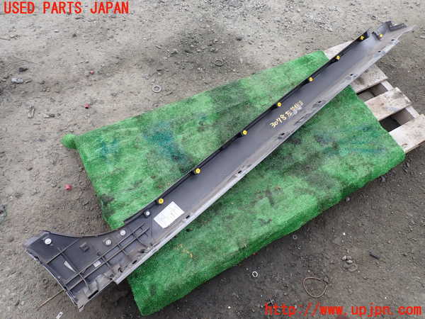 1UPJ-9230781392]ジャガー・XJ(J12LA)左サイドステップ 中古_3